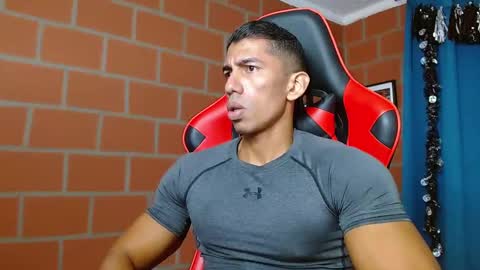 Adan Sin online show from 12.02.24