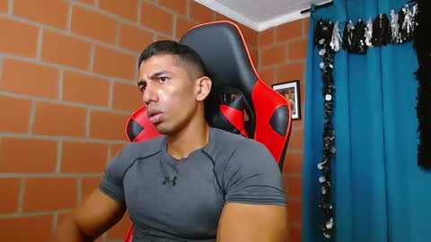 Adan Sin online show from 12.02.24