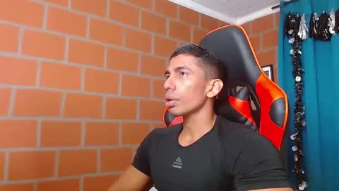 Adan Sin online show from 12.06.24