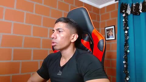 Adan Sin online show from 12.13.24