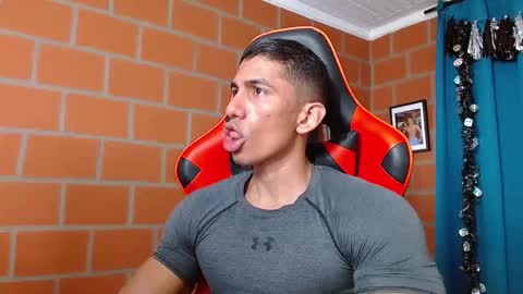 Adan Sin online show from 12.14.24