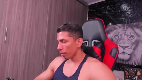 Adan Sin online show from 11.20.25