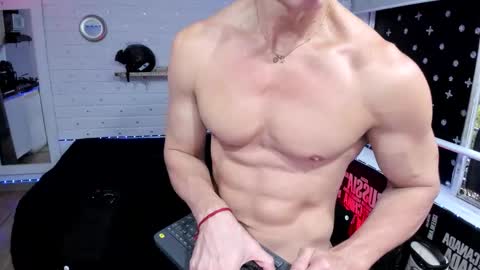 Adan online show from 10.22.25