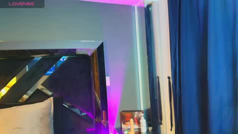Snapshot of adara_ferrara chatting on 06.11.26 Adara Ferrara online show from 06.11.26
