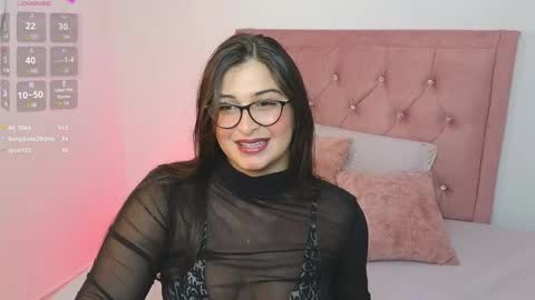Snapshot of adara_lennox chatting on 01.06.25 ADARA  online show from 01.06.25