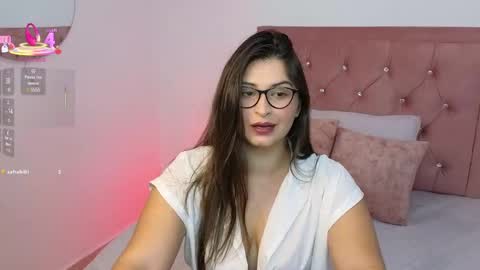 Snapshot of adara_lennox chatting on 02.24.25 ADARA  online show from 02.24.25