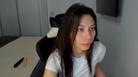 Snapshot of addavalery chatting on 12.26.24 Adda online show from 12.26.24