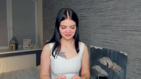 Adeline online show from 09.15.25
