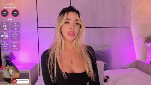 Snapshot of addison_baker chatting on 01.12.25 A D D I S O N  online show from 01.12.25