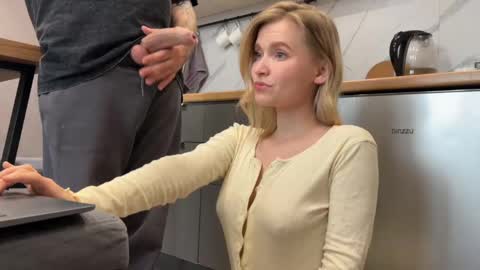 Adele Nick online show from 04.11.26