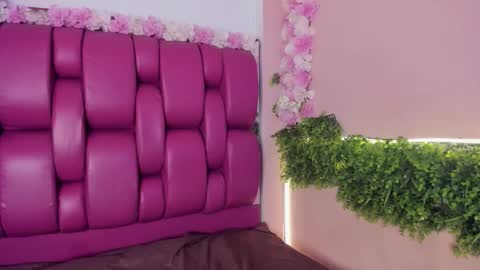 Snapshot of adelefoxx chatting on 10.29.25 AdeleFoxx online show from 10.29.25