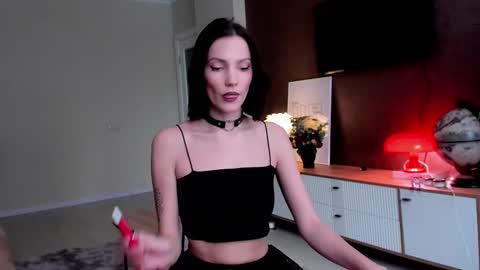 Adele Shine online show from 10.06.25