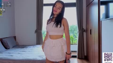 Adelia online show from 10.13.25