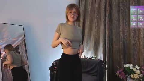 Snapshot of adelin_frosty chatting on 10.17.25 Adelin online show from 10.17.25