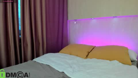 Snapshot of adelina_bliss chatting on 10.04.25 Adelina bliss online show from 10.04.25