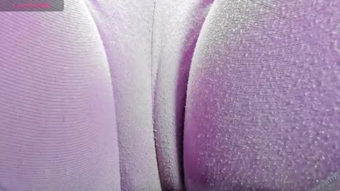 adelinaconte1 online show from 09.10.25