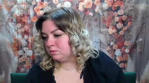 Snapshot of adelinamaster chatting on 04.14.26 AdelinaMaster online show from 04.14.26
