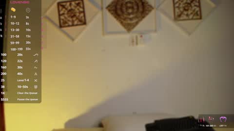 Snapshot of adelineevanss chatting on 02.04.25 adeline online show from 02.04.25