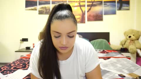 Adellineee online show from 01.06.26