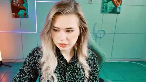 Adel online show from 09.22.25