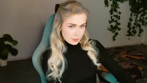 Adel online show from 10.15.25