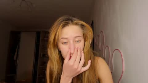 Adell online show from 05.11.26