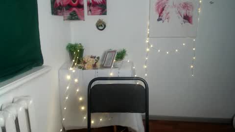 adellxx_ online show from 11.17.25