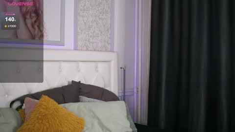 Adelyn online show from 02.04.25