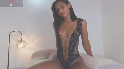Snapshot of adelyn_x chatting on 01.04.25  instragram adelyn 111 online show from 01.04.25