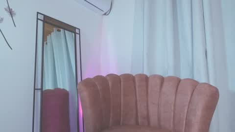 Snapshot of adelyn_x chatting on 03.02.25  instragram adelyn 111 online show from 03.02.25