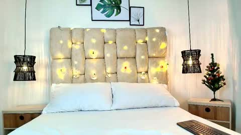 AdharaSmithh online show from 12.04.25