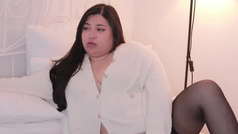 Snapshot of adia_ chatting on 02.17.25 adia_ online show from 02.17.25