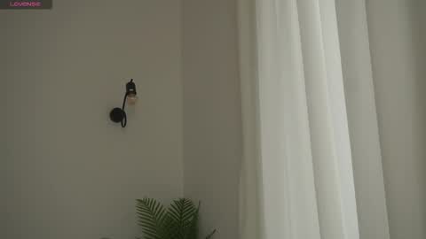 Adisson Fox online show from 01.10.26