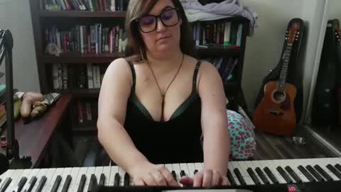 adobe_angel304 online show from 11.23.25