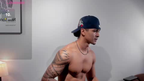 Adonis online show from 01.04.25