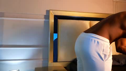 Adonis Knight  online show from 01.22.25