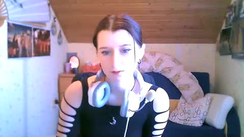Snapshot of adorable_sparkle chatting on 02.15.25 adorable_sparkle online show from 02.15.25
