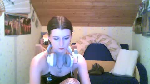 Snapshot of adorable_sparkle chatting on 02.16.25 adorable_sparkle online show from 02.16.25