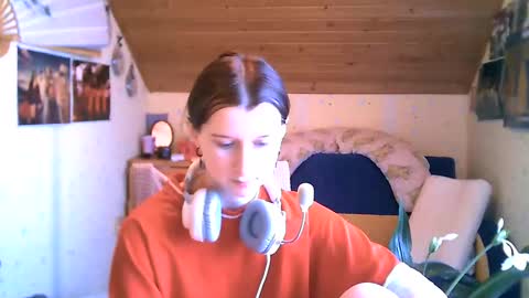 Snapshot of adorable_sparkle chatting on 02.21.25 adorable_sparkle online show from 02.21.25