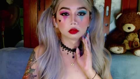 Snapshot of adorableslutxxx chatting on 12.14.24 jasmine online show from 12.14.24