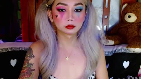 Snapshot of adorableslutxxx chatting on 12.25.24 jasmine online show from 12.25.24