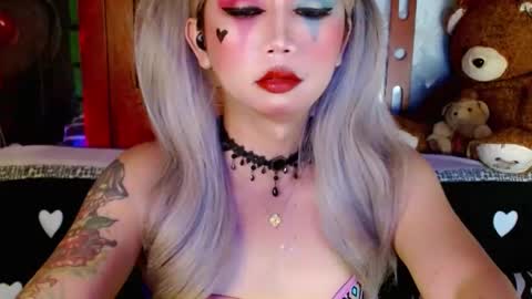 Snapshot of adorableslutxxx chatting on 12.27.24 jasmine online show from 12.27.24