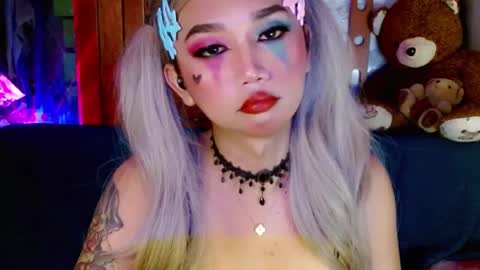 Snapshot of adorableslutxxx chatting on 01.04.25 jasmine online show from 01.04.25