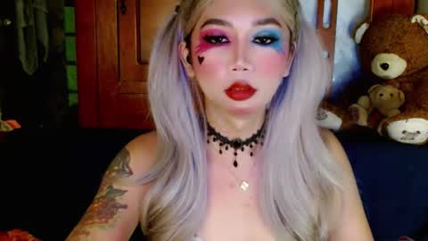 Snapshot of adorableslutxxx chatting on 01.10.25 jasmine online show from 01.10.25
