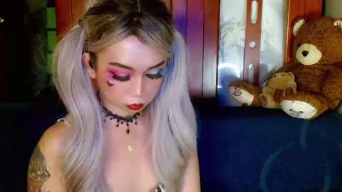 Snapshot of adorableslutxxx chatting on 01.17.25 jasmine online show from 01.17.25