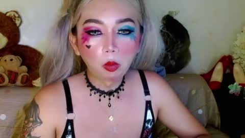 Snapshot of adorableslutxxx chatting on 02.19.25 jasmine online show from 02.19.25