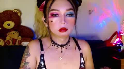 Snapshot of adorableslutxxx chatting on 03.08.25 jasmine online show from 03.08.25