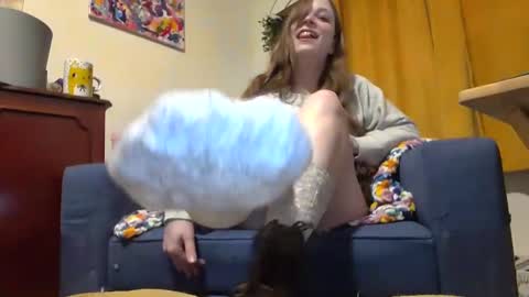 Queen Bunny online show from 12.27.24