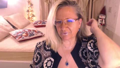 Cryna online show from 12.21.24