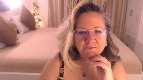 Cryna online show from 01.28.25